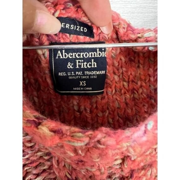 Abercrombie and Fitch Oversized Chunky Cable Knit Sweater XS - Picture 4 of 4